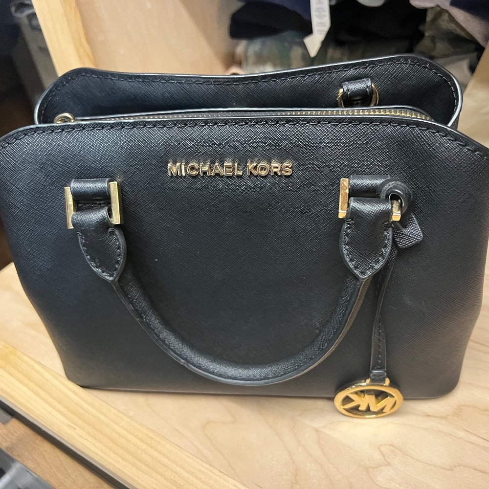 Michael kors purse